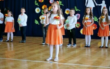 Święto Rodziny w Szkole Podstawowej w Niebieszczanach pełne uśmiechu i radości 37