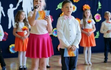 Święto Rodziny w Szkole Podstawowej w Niebieszczanach pełne uśmiechu i radości 42