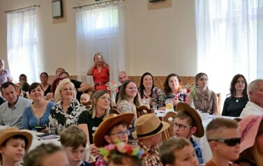 Koncert uczni&oacute;w Szkoły Podstawowej w Srogowie G&oacute;rnym z okazji Święta Rodziny 32