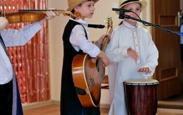 Koncert uczni&oacute;w Szkoły Podstawowej w Srogowie G&oacute;rnym z okazji Święta Rodziny 37