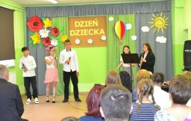 Dzień Dziecka w Szkole Podstawowej w Falej&oacute;wce 8