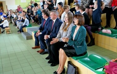 Uroczyste pasowanie na ucznia w Szkole Podstawowej w Strachocinie &ndash; początek szkolnej przygody 10