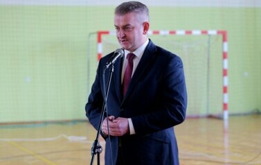 Uroczyste pasowanie na ucznia w Szkole Podstawowej w Strachocinie &ndash; początek szkolnej przygody 14