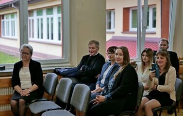 Pasowanie na ucznia w Srogowie G&oacute;rnym &ndash; wyjątkowy dzień w życiu pierwszoklasist&oacute;w 26