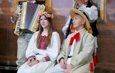 XX Jubileuszowa biesiada &bdquo;Z Ludowego Kufra&rdquo;. Tradycja zagościła w Falej&oacute;wce 24
