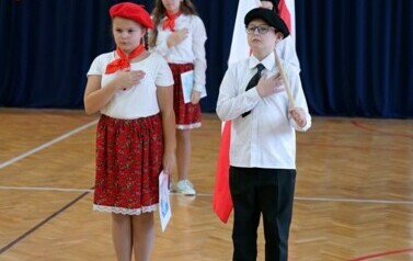 "Niepodległość jest w nas - świętujemy ją razem" w Szkole Podstawowej w Niebieszczanach 18