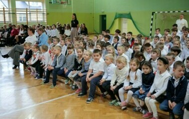 "Niepodległość jest w nas - świętujemy ją razem" w Szkole Podstawowej w Niebieszczanach 32