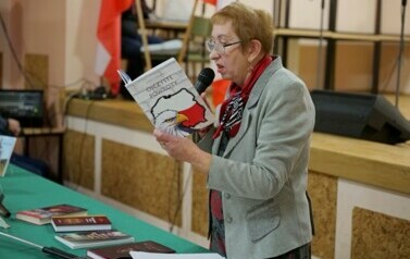 Obchody Święta Niepodległości w Pisarowcach - Szkoła Podstawowa pamięta! 13