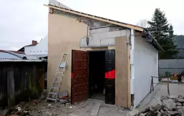 Ruszył remont pomieszczenia na wypożyczalnię rower&oacute;w i gokart&oacute;w w ramach projektu "RoweLOVE" 2