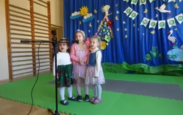 W Szkole Podstawowej w Srogowie G&oacute;rnym rozkwitła prawdziwa wiosna talent&oacute;w! 10