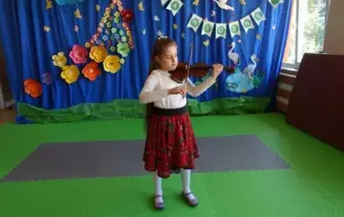 W Szkole Podstawowej w Srogowie G&oacute;rnym rozkwitła prawdziwa wiosna talent&oacute;w! 15