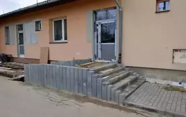 Postępują prace przy budowie przedszkola w Jurowcach 15