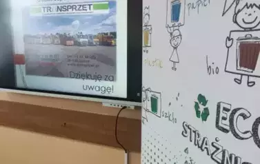 Prelekcja dla uczni&oacute;w Szkoły Podstawowej w Niebieszczanach pt. &quot;Jak prawidłowo segregować odpady&quot; 7