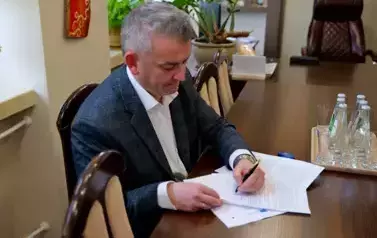 Kolejna umowa w ramach realizacji projektu &quot;Gaszą i Ratują&quot; podpisana! Strażacy zyskają profesjonalne stanowiska treningowe 4