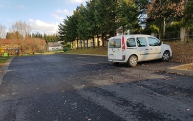 Pisarowce-plac-postojowy
