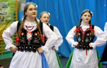 Sukces uczni&oacute;w z gminy Sanok w XV Og&oacute;lnopolskim Konkursie Plastycznym KRUS &bdquo;Wioski bez troski&rdquo; 39