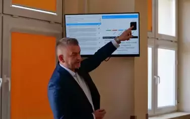 &Oacute;smoklasiści z wizytą w Urzędzie Gminy w ramach &bdquo;Chwili z Samorządem&rdquo; 23