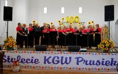 100-lecie Koła Gospodyń Wiejskich w Prusieku &ndash; święto tradycji, wsp&oacute;lnoty i siły kobiet 93