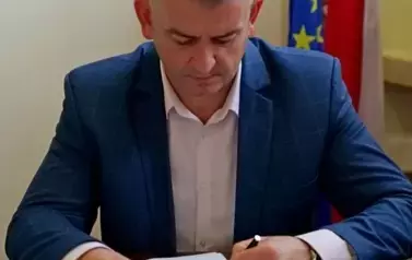 Kolejna umowa na termomodernizację budynku użyteczności publicznej w Gminie Sanok podpisana! 4