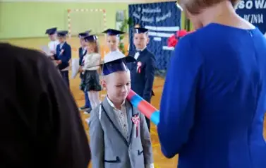 Pasowanie na ucznia i Dzień Edukacji Narodowej w Szkole Podstawowej w Strachocinie 14