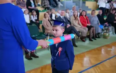 Pasowanie na ucznia i Dzień Edukacji Narodowej w Szkole Podstawowej w Strachocinie 19