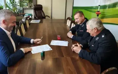 Nowy sprzęt dla OSP Hłomcza dzięki wsparciu WFOŚiGW w Rzeszowie  9