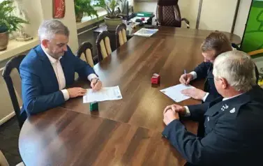 Nowy sprzęt dla OSP Hłomcza dzięki wsparciu WFOŚiGW w Rzeszowie  10