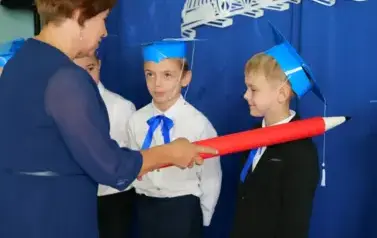 Pasowanie na ucznia w Szkole Podstawowej w Trepczy 16
