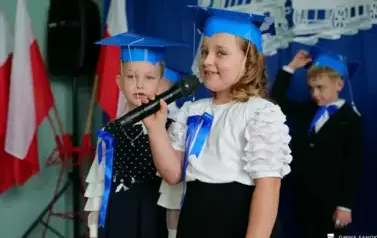 Pasowanie na ucznia w Szkole Podstawowej w Trepczy 27