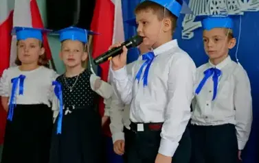 Pasowanie na ucznia w Szkole Podstawowej w Trepczy 35
