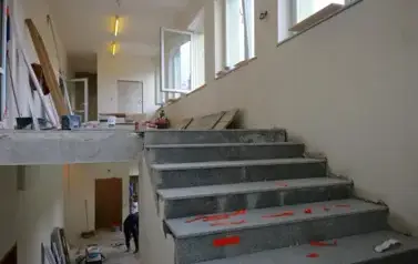 Trwa remont Wiejskiego Domu Kultury w Strachocinie 2