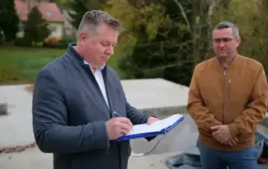 Zakończono II etap budowy remizy OSP w Wujskim 8