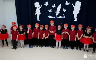 Pasowanie na przedszkolaka w nowym Publicznym Przedszkolu w Niebieszczanach  15