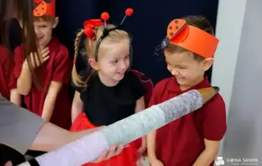 Pasowanie na przedszkolaka w nowym Publicznym Przedszkolu w Niebieszczanach  16