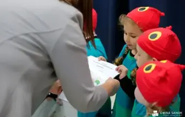 Pasowanie na przedszkolaka w nowym Publicznym Przedszkolu w Niebieszczanach  40