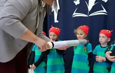 Pasowanie na przedszkolaka w nowym Publicznym Przedszkolu w Niebieszczanach  46