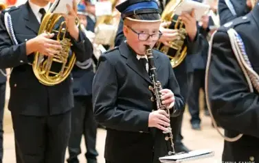 Patriotyczne obchody Święta Niepodległości w Falej&oacute;wce 58