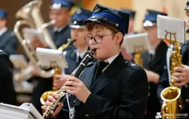 Patriotyczne obchody Święta Niepodległości w Falej&oacute;wce 71