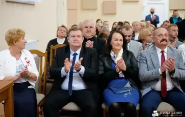 Patriotyczne obchody Święta Niepodległości w Falej&oacute;wce 81