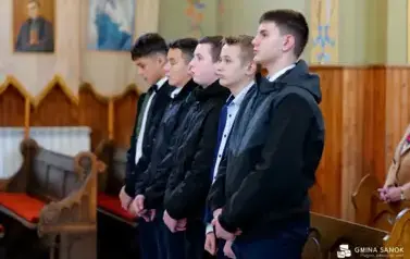 Patriotyczne obchody Święta Niepodległości w Falej&oacute;wce 93