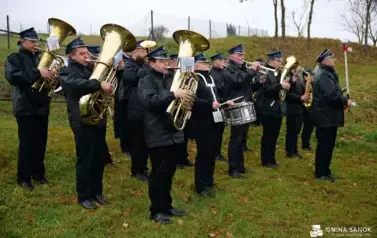 Patriotyczne obchody Święta Niepodległości w Falej&oacute;wce 99
