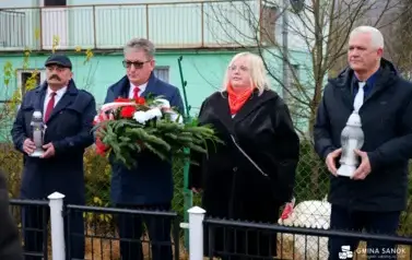 Patriotyczne obchody Święta Niepodległości w Falej&oacute;wce 110