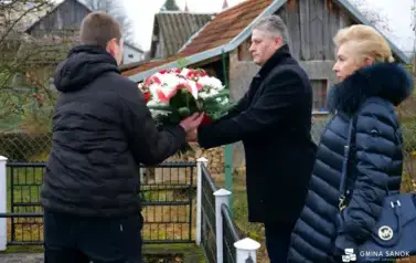 Patriotyczne obchody Święta Niepodległości w Falej&oacute;wce 112