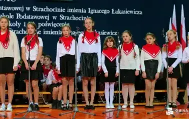 Pierwsze gminne obchody Narodowego Święta Niepodległości w Strachocinie 16