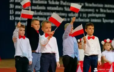 Pierwsze gminne obchody Narodowego Święta Niepodległości w Strachocinie 38