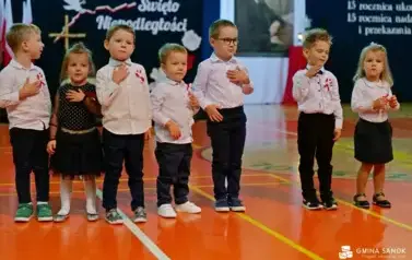Pierwsze gminne obchody Narodowego Święta Niepodległości w Strachocinie 45