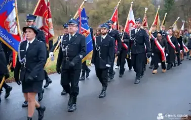 Pierwsze gminne obchody Narodowego Święta Niepodległości w Strachocinie 71