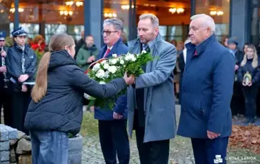 Pierwsze gminne obchody Narodowego Święta Niepodległości w Strachocinie 95