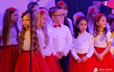 &bdquo;Noc, w kt&oacute;rej Dobro zwyciężyło&rdquo; &ndash; świąteczne przedstawienie Szkoły Podstawowej w Niebieszczanach 48