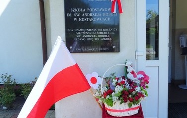 Uczniowie SP w Kostarowcach uczcili Dzień Patrona swojej szkoły Św. Andrzeja Boboli 4